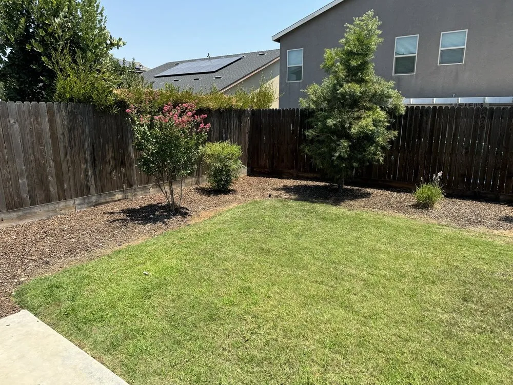 Reliable garden landscaping experts serving Fresno, CA - Lozano's Lawn Service