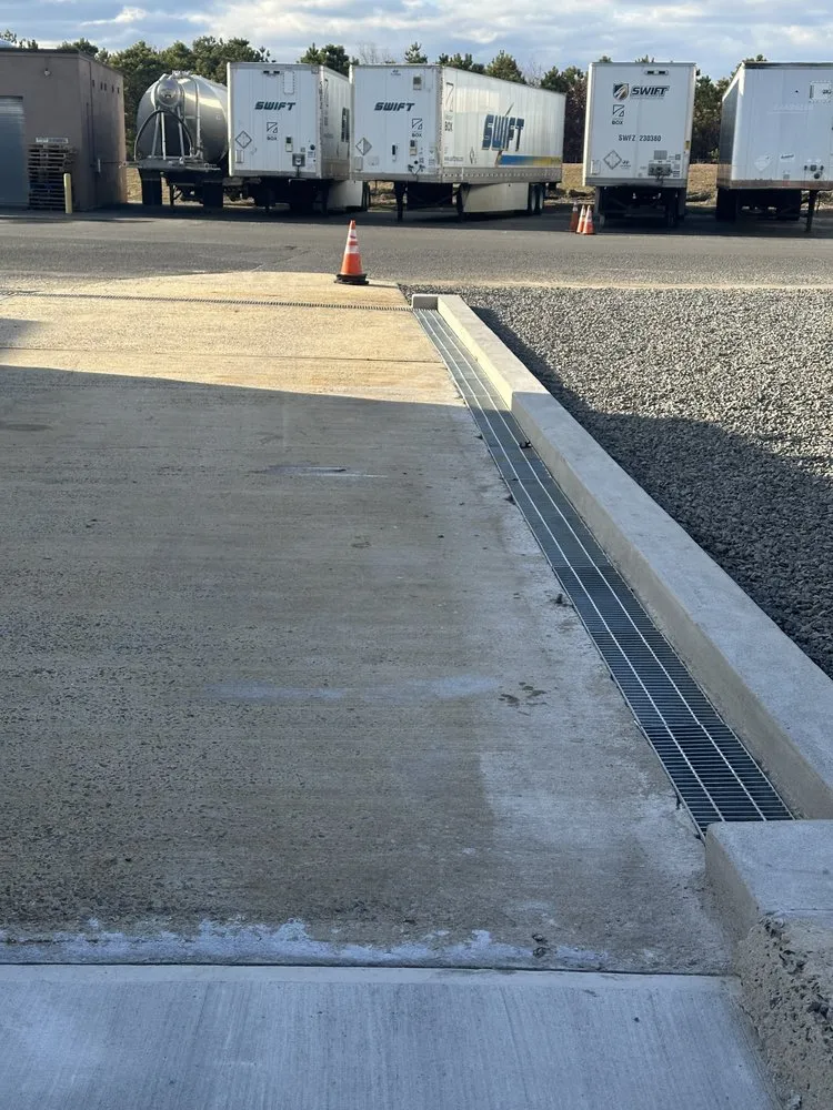 Trusted garden landscaping in Freehold, NJ by LP Contractor