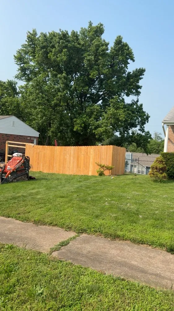 Top-rated garden landscaping in Wentzville, MO by L&P Lawn Service