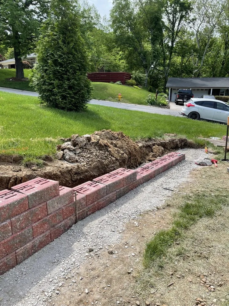 Custom yard maintenance experts serving Wentzville, MO - L&P Lawn Service