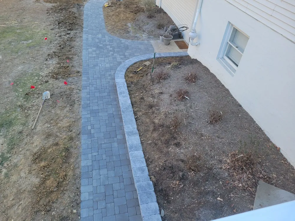 Local landscape design for beautiful yards in Riva, MD by Lpatioplus landscaping