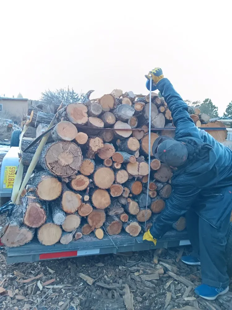 Custom garden landscaping with custom design in McIntosh, NM by López Firewood