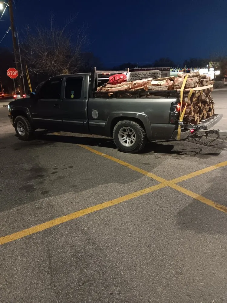 Trusted lawn mowing service experts serving McIntosh, NM - López Firewood