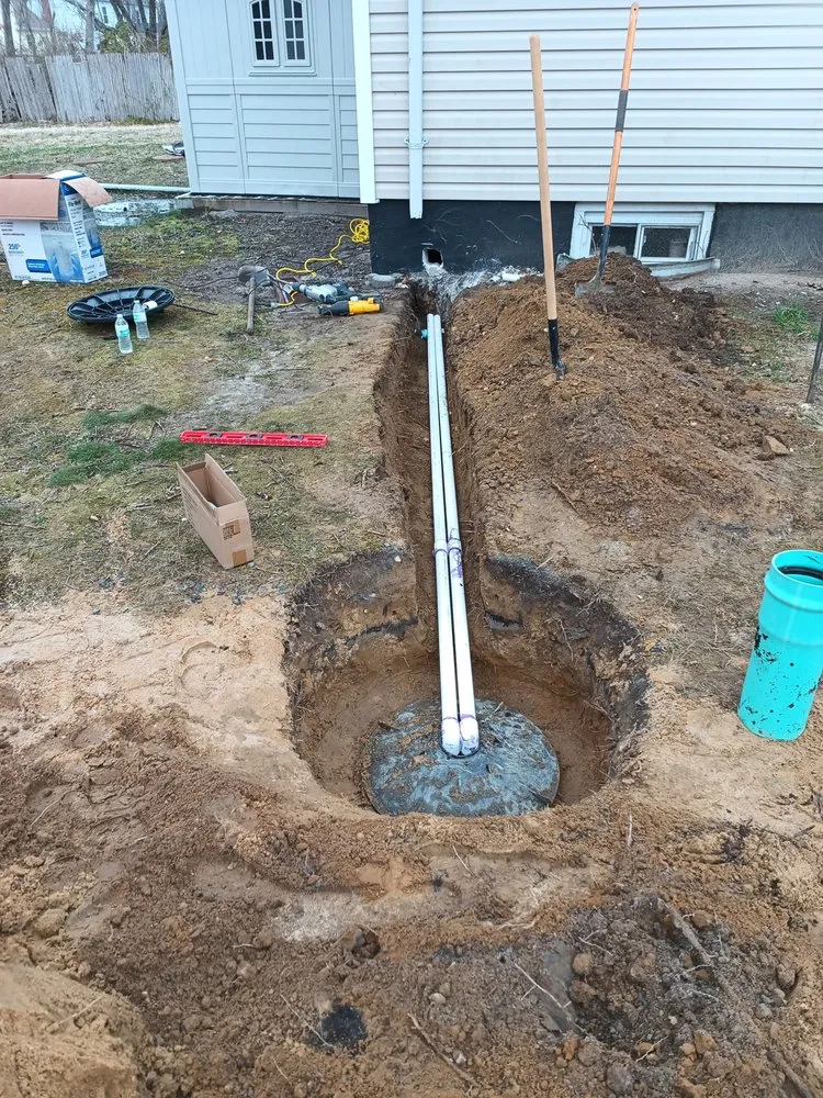 Reliable yard cleanup service in Brentwood, NY - López Landscaping Desing and Tree Service