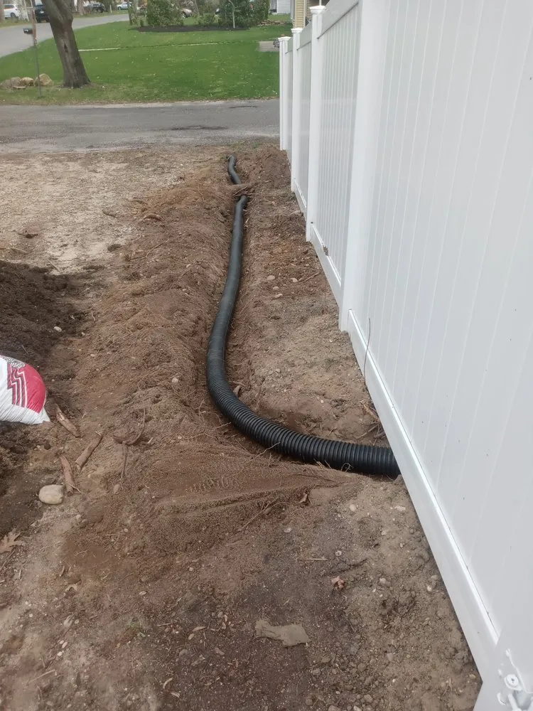 Local lawn mowing service experts serving Brentwood, NY - López Landscaping Desing and Tree Service