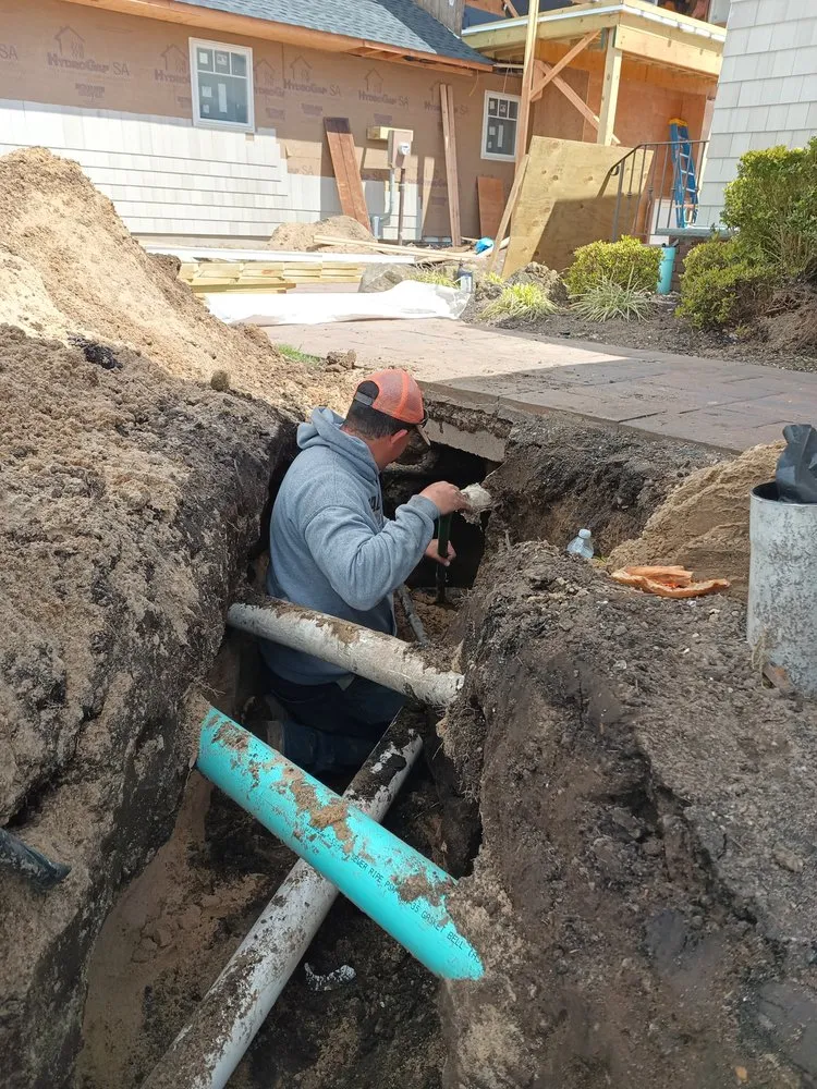 Professional yard cleanup service in Brentwood, NY by López Landscaping Desing and Tree Service