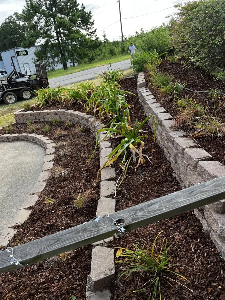 Reliable landscape installation in Tyler, TX - López Lawn Service