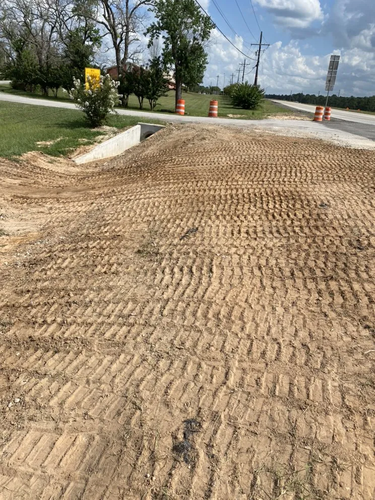 Professional landscape installation in Conroe, TX - López unlimited