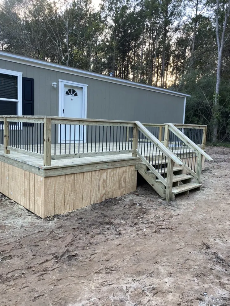 Custom outdoor landscaping in Conroe, TX by López unlimited