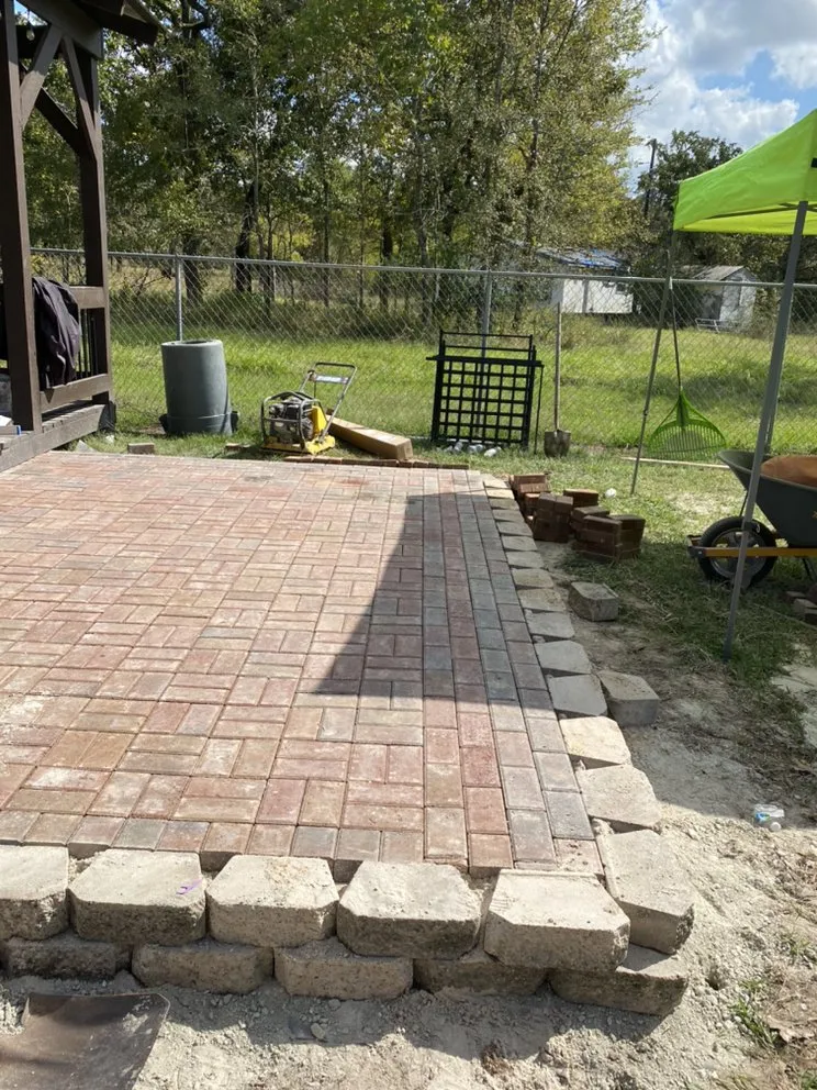 Trusted lawn care service for outdoor upgrades across Conroe, TX - López unlimited