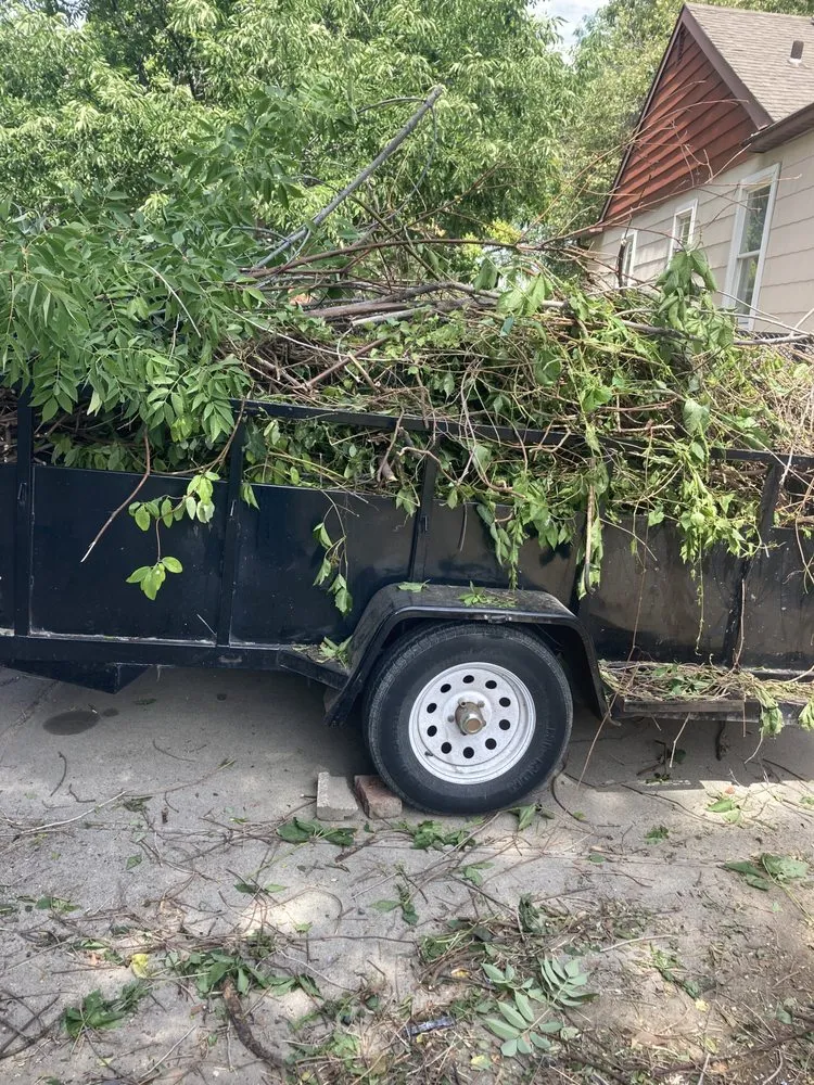 Affordable garden landscaping for homes in Caldwell, ID by López villa landscaping and fence