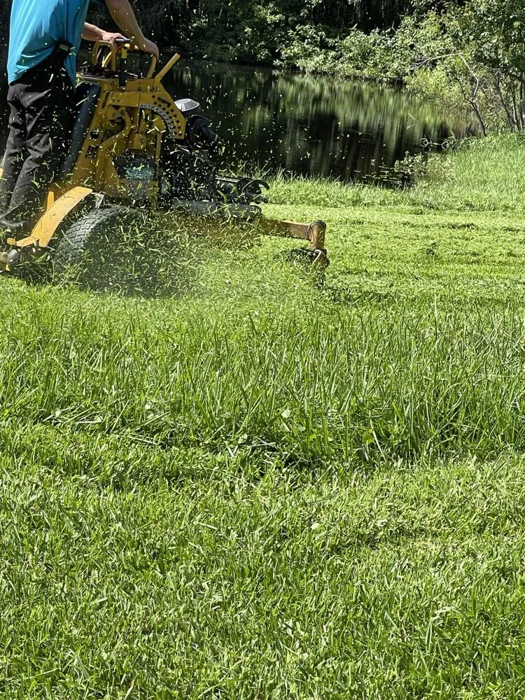 Trusted landscaping services in Jacksonville, FL - LPM Enterprises of Jacksonville