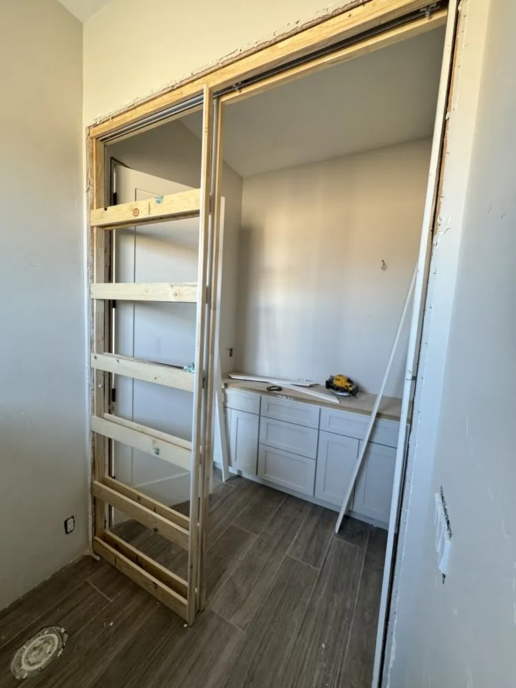 Top-rated lawn mowing service experts serving Lake Havasu City, AZ - LP's Home Service