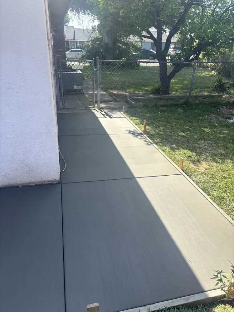 Affordable landscape installation experts serving Santa Ana, CA - LPZ Construction