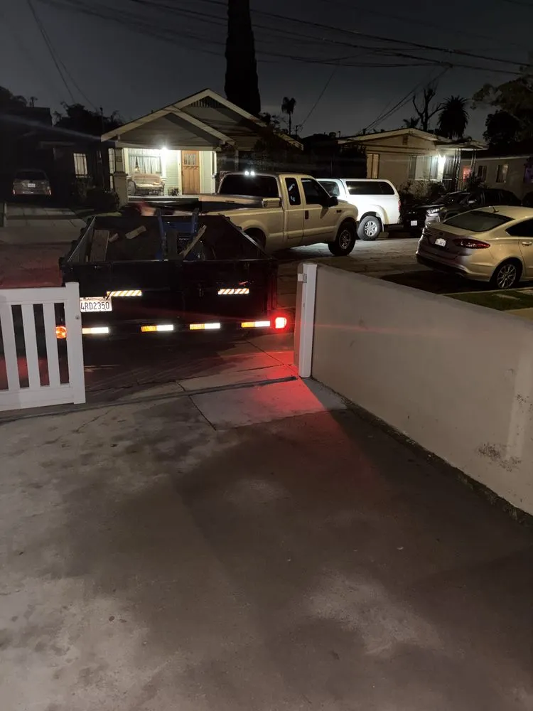 Affordable yard cleanup service in Santa Ana, CA - LPZ Construction