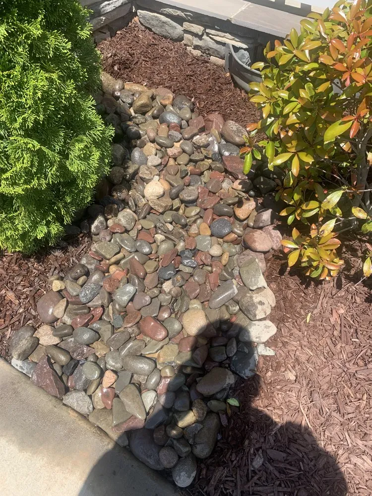 Affordable residential landscaping experts serving Fort Mill, SC - L&R Lawn Care & Landscaping