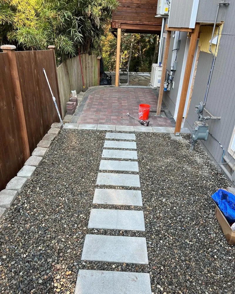 Top-rated landscape installation in Everett, WA by LRA Landscaping