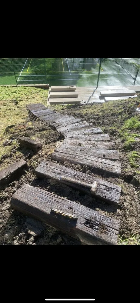 Affordable lawn care service experts serving Pleasant Hill, CA - LRL Landscaping