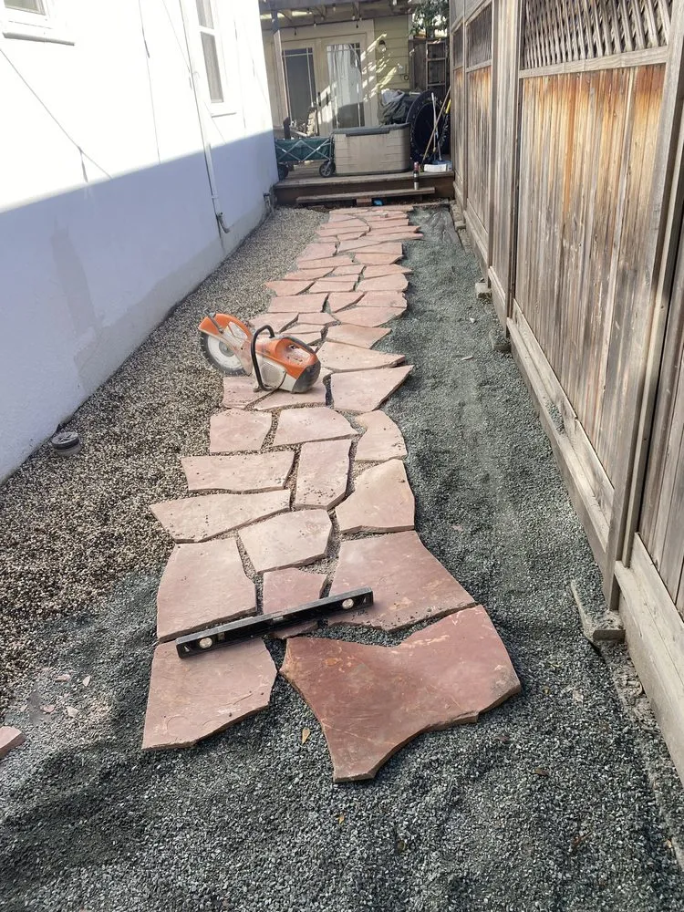 Top-rated lawn care service experts serving Pleasant Hill, CA - LRL Landscaping