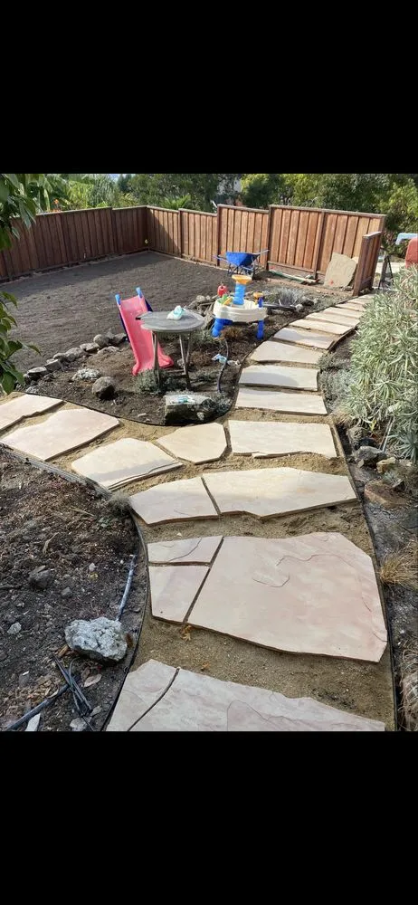 Top-rated yard maintenance in Pleasant Hill, CA by LRL Landscaping