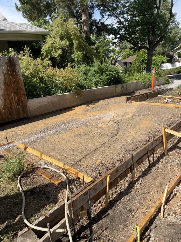 Top-rated yard cleanup service in South Salt Lake, UT by LrL landscaping