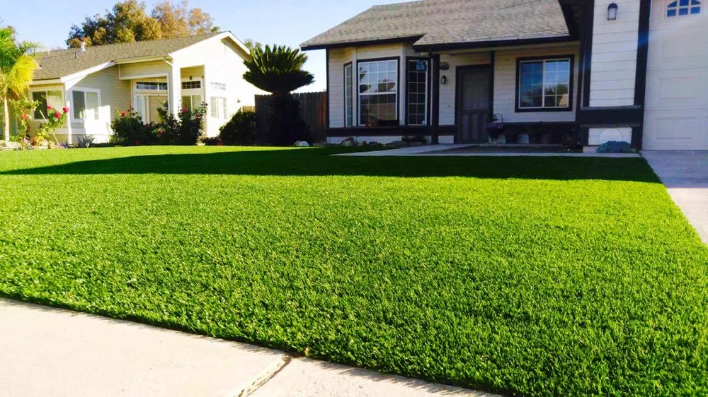 Custom landscape design in Fresno, CA by LRS Landscaping and Turf