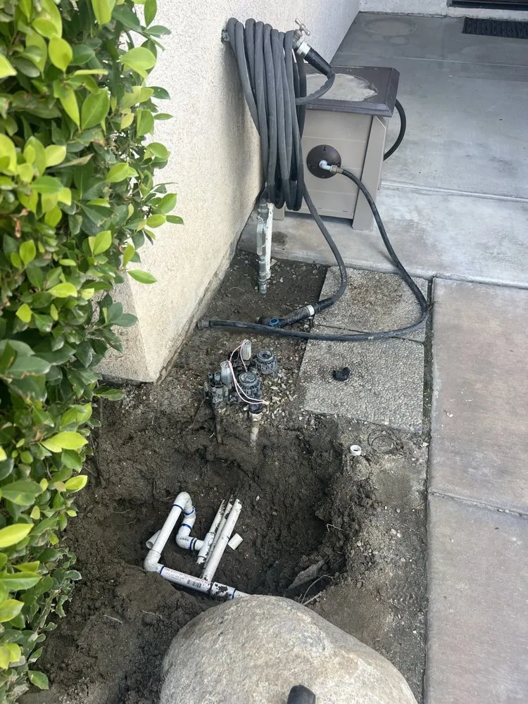 Affordable yard maintenance experts serving Cathedral City, CA - L&R’s Landscaping