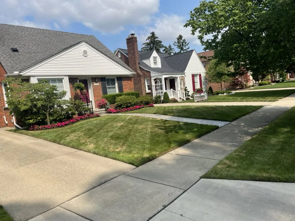 Trusted landscape design in Wyandotte, MI - L&S Complete Lawn Care