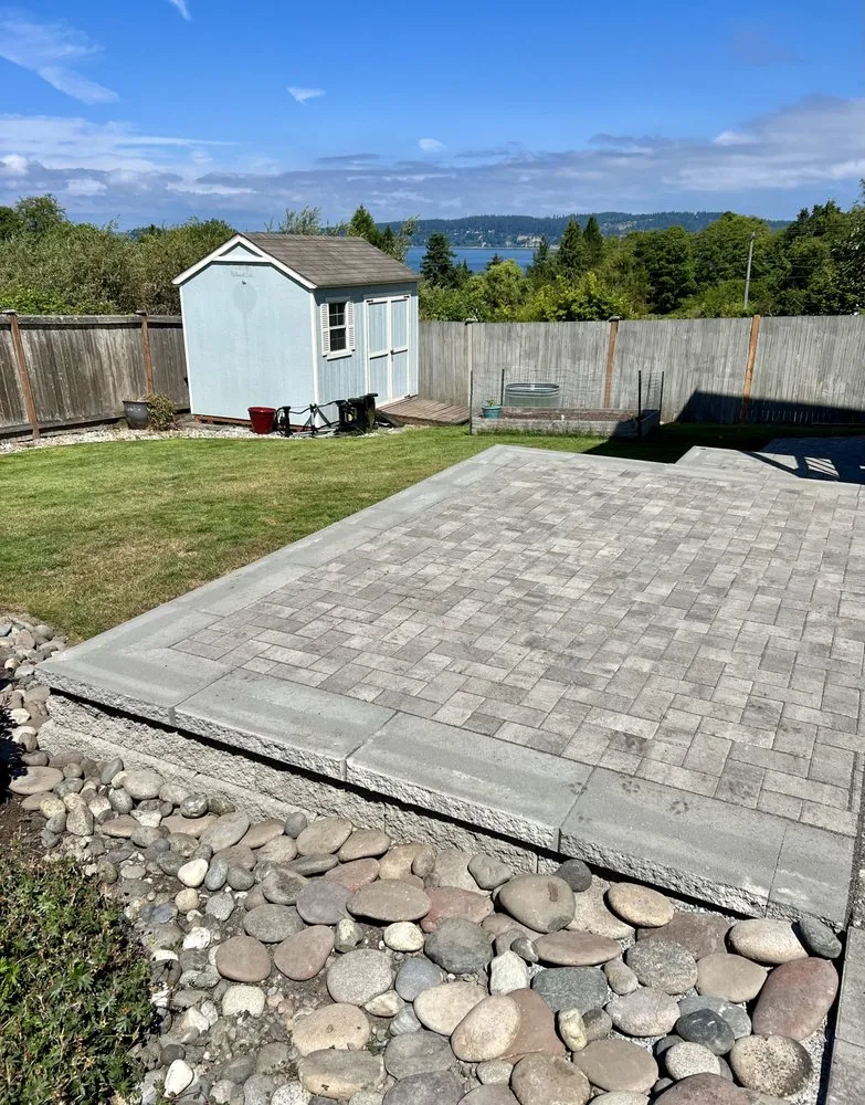 Custom garden landscaping experts serving Marysville, WA - L&S Landscape