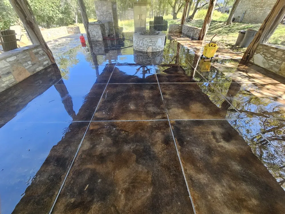 Professional outdoor landscaping in Ingram, TX by L.T landscaping & pressure washing