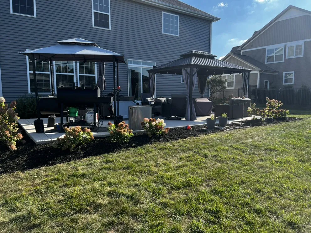 Affordable yard maintenance in Joliet, IL - LT Services