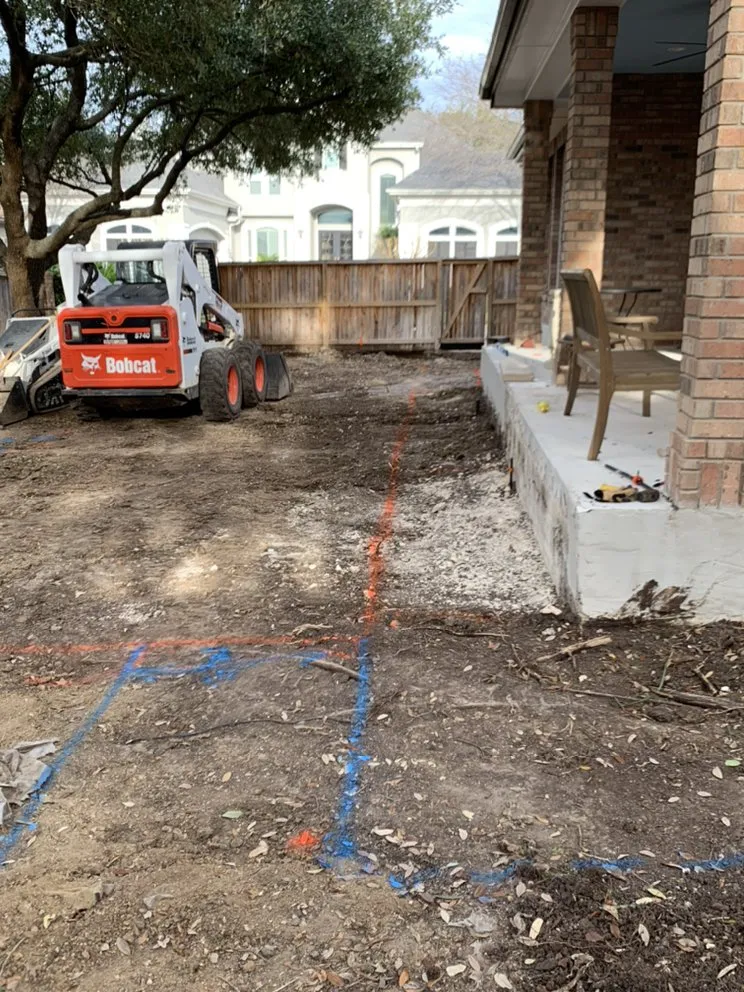 Professional outdoor landscaping for homes in San Antonio, TX by LTB Hardscapes