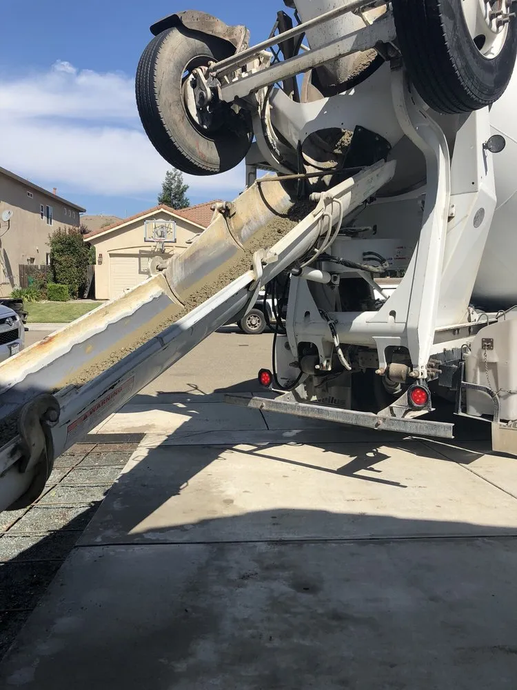 Professional outdoor landscaping with custom design across Stockton, CA - Lu Brothers Landscaping Construction