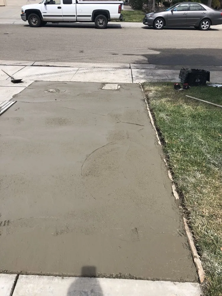 Custom landscape installation in Stockton, CA - Lu Brothers Landscaping Construction