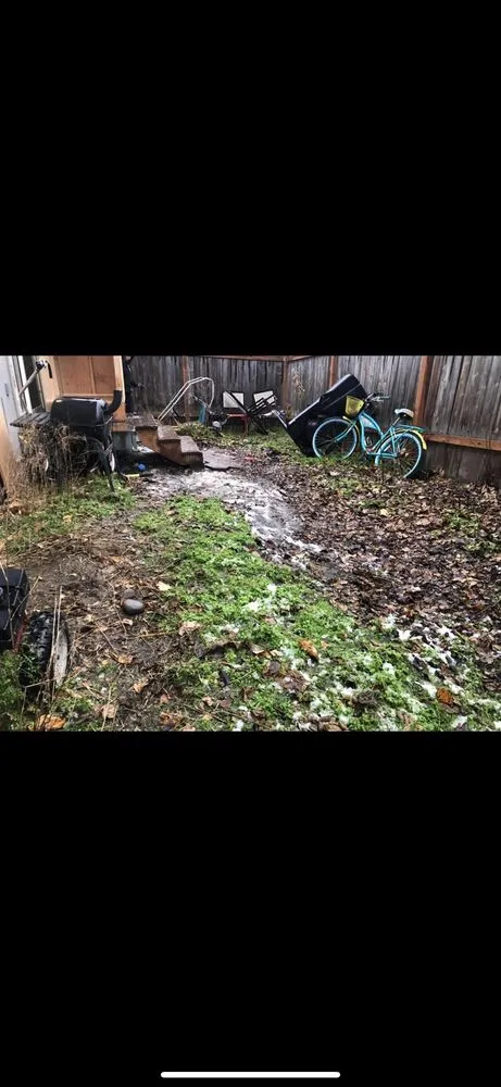 Custom lawn mowing service with custom design in Anchorage, AK by Lu Van Berts