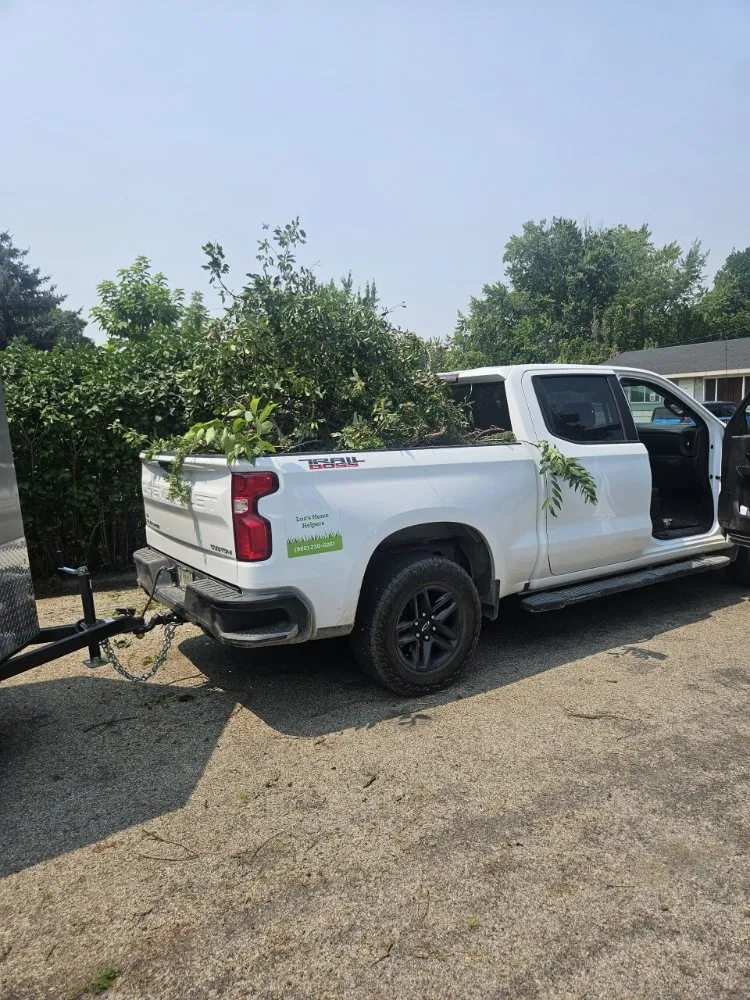 Reliable lawn mowing service in Sagle, ID - Lua's Enterprises