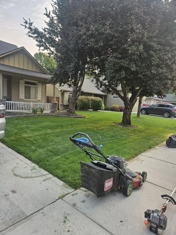 Custom yard maintenance for beautiful yards in Sagle, ID by Lua's Enterprises