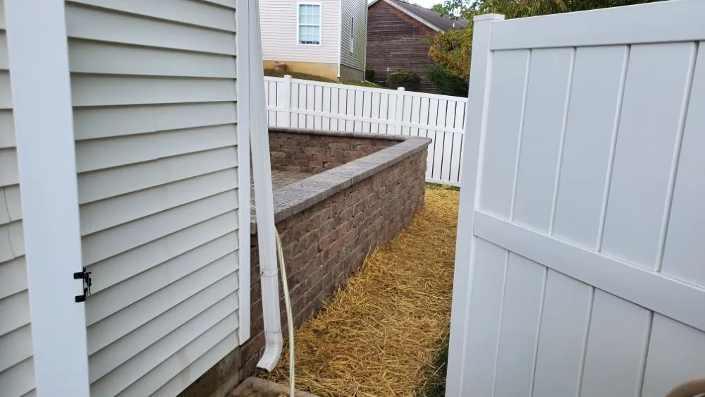 Top-rated residential landscaping in Bloomington, IN by Lucas Hardscape & More