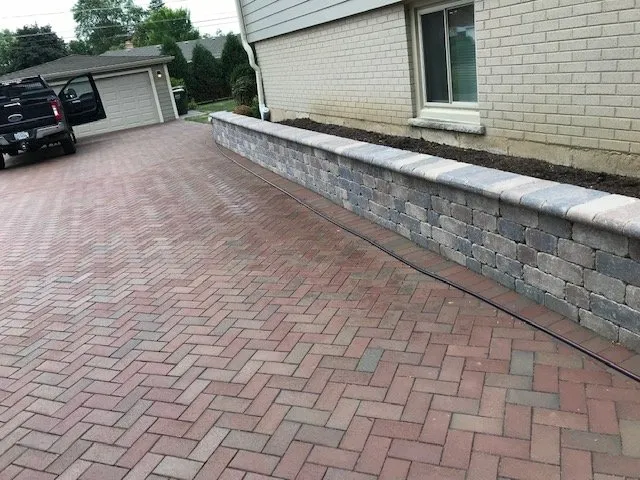 Reliable garden landscaping experts serving Arlington Heights, IL - Lucas Landscape Design