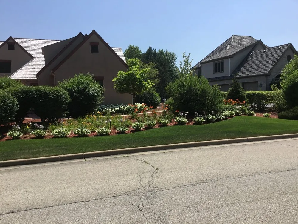 Professional outdoor landscaping in Arlington Heights, IL - Lucas Landscape Design