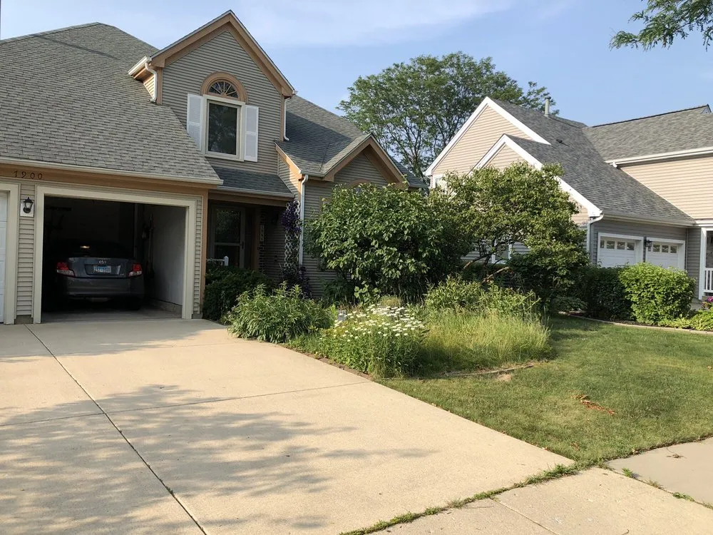 Custom yard cleanup service for beautiful yards across Arlington Heights, IL - Lucas Landscape Design