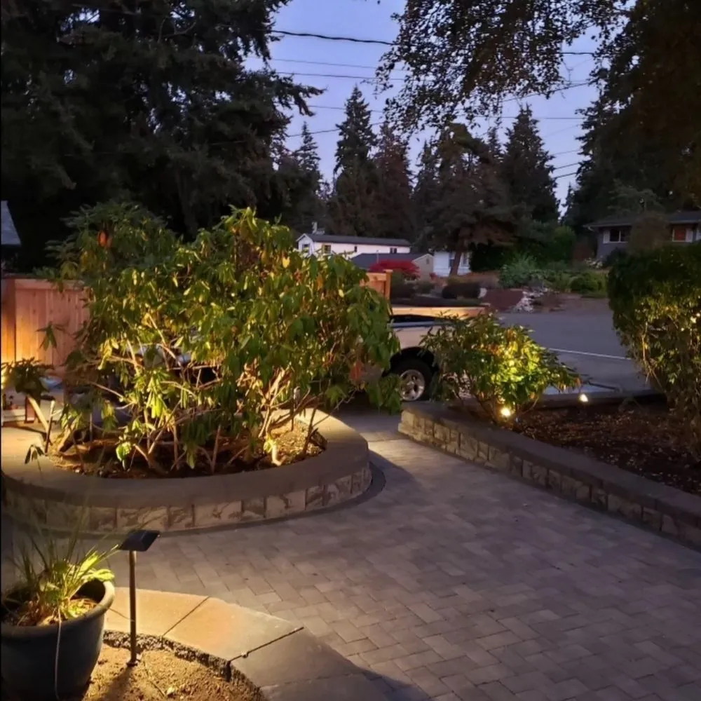 Expert yard maintenance experts serving Marysville, WA - Lucas Landscaping and Turf Care
