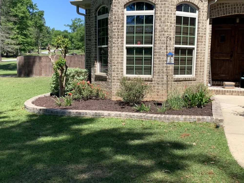 Professional yard cleanup service in Bonaire, GA - Lucas Landscaping