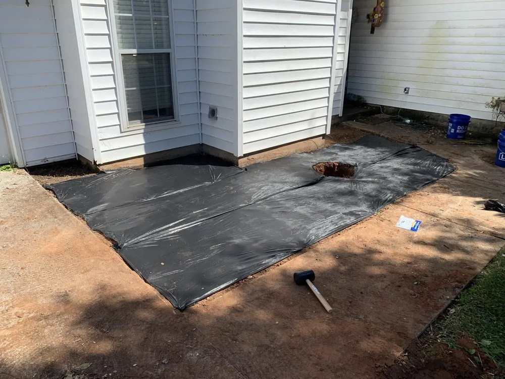 Top-rated garden landscaping for year-round maintenance in Bonaire, GA by Lucas Landscaping