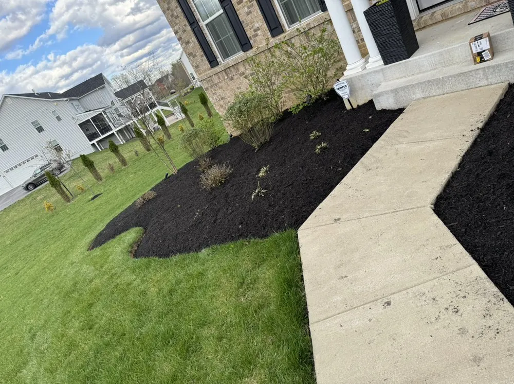 Top-rated garden landscaping experts serving Lothian, MD - Lucas Landscaping Tree Servirce