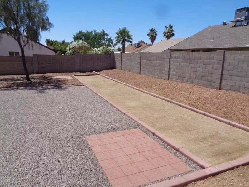 Local yard cleanup service for beautiful yards across Phoenix, AZ - Lucas Lawn and Yard Care