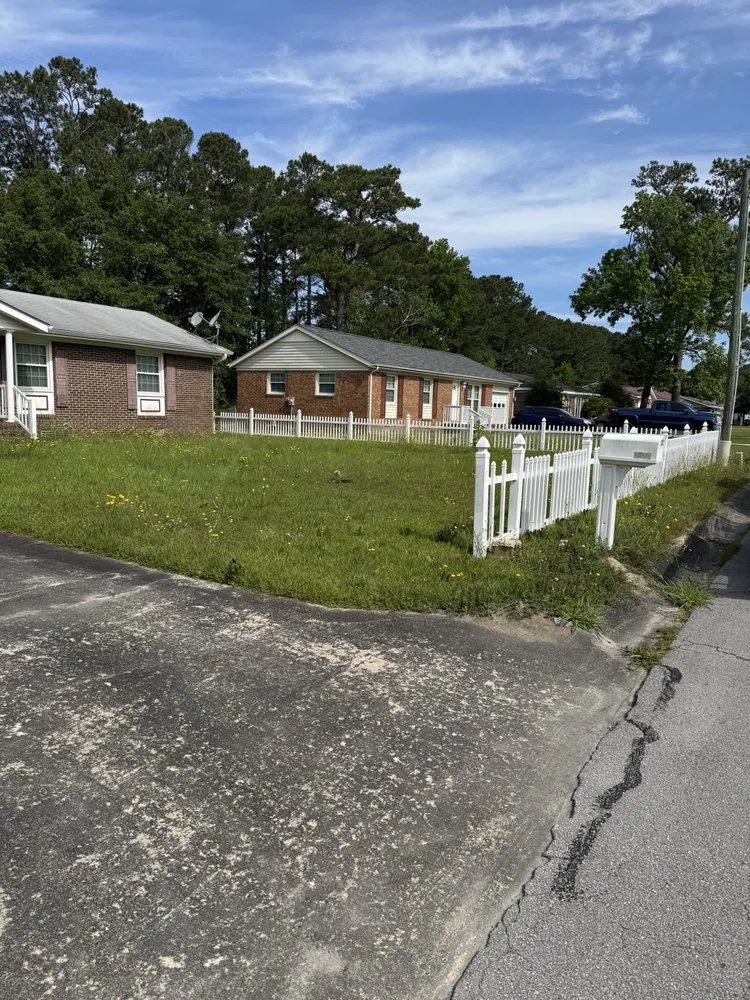 Affordable landscape design experts serving Richlands, NC - Lucas Lawn Care