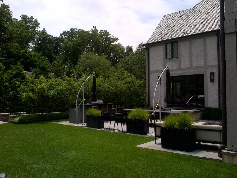 Affordable lawn care service with custom design across New Rochelle, NY - Lucente Landscaping
