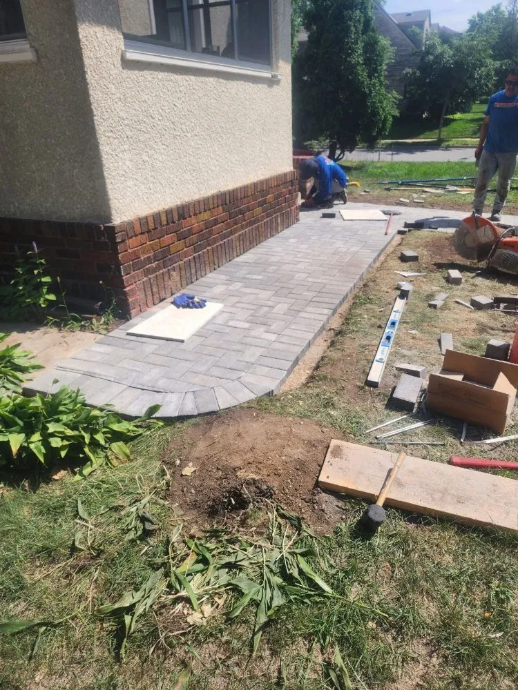 Reliable garden landscaping experts serving Minneapolis, MN - Lucho Landscaping Services