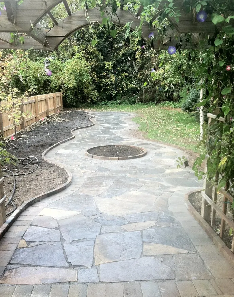 Professional yard cleanup service for year-round maintenance across Roseville, MI - Lucia Landscaping